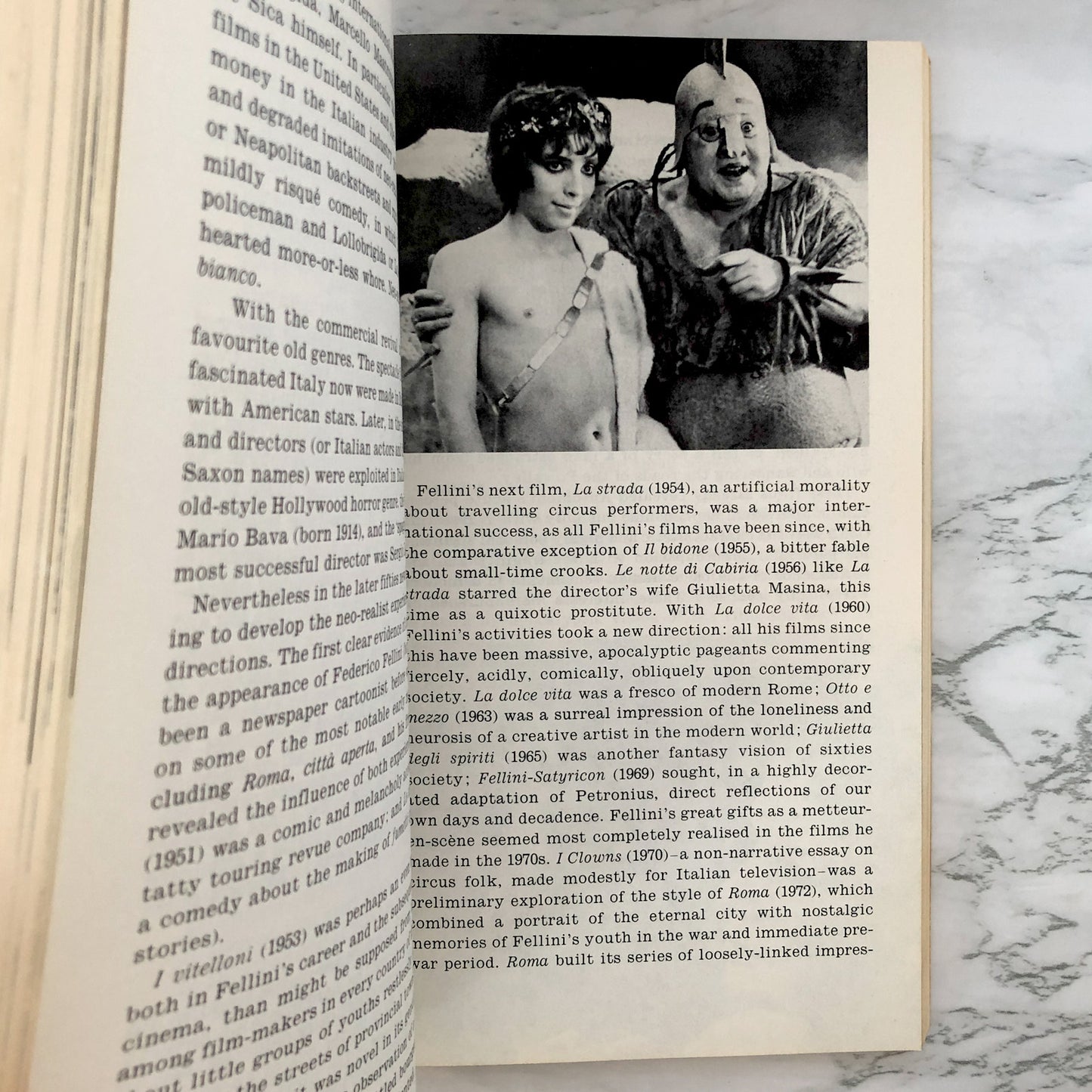 The History of World Cinema by David Robinson [FIRST PAPERBACK EDITION / 1974]