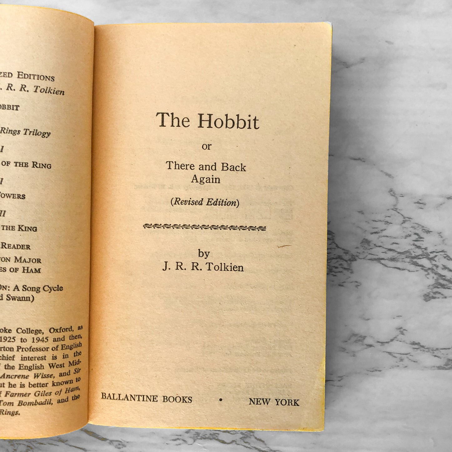 The Hobbit by J.R.R. Tolkien [1975 PAPERBACK]