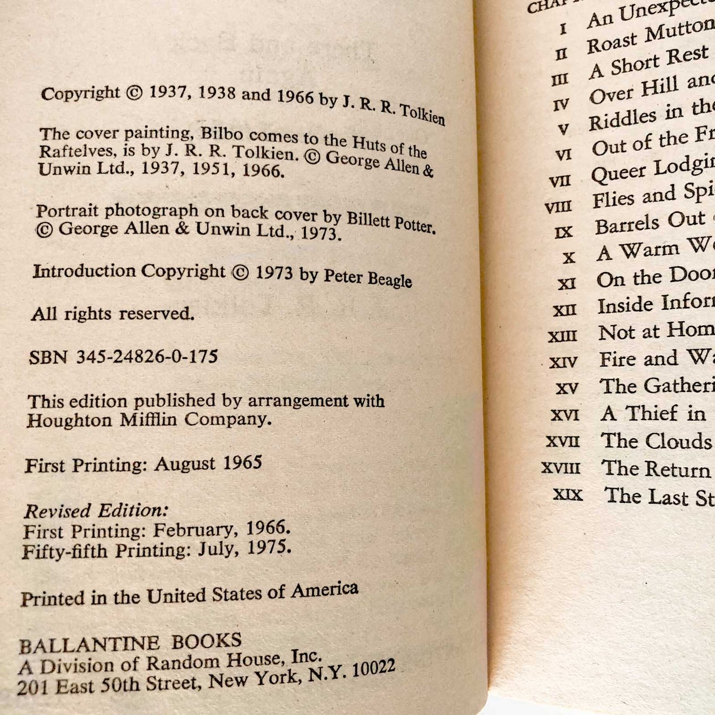 The Hobbit by J.R.R. Tolkien [1975 PAPERBACK]