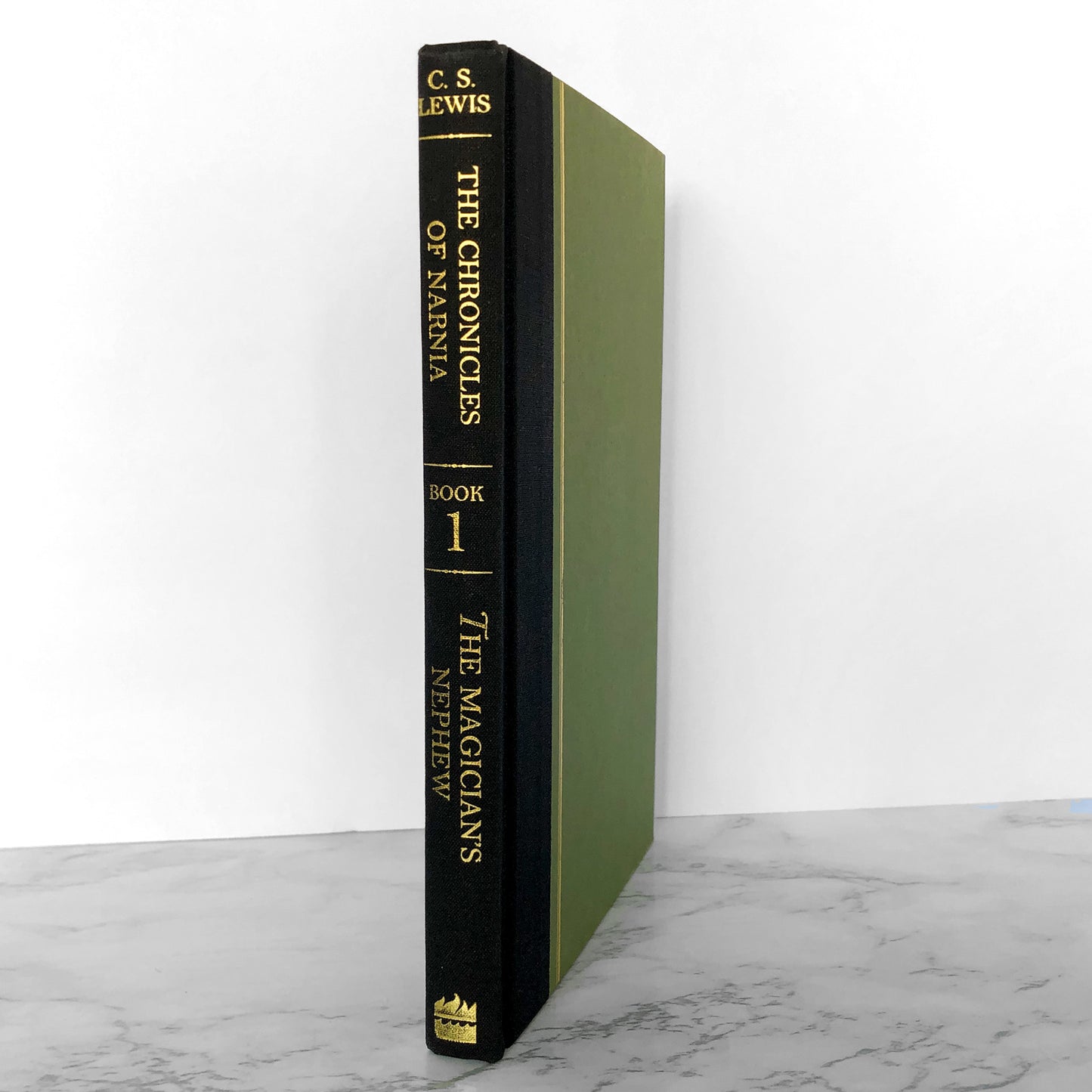 The Magician's Nephew by C.S. Lewis [1994 HARDCOVER] Narnia #1