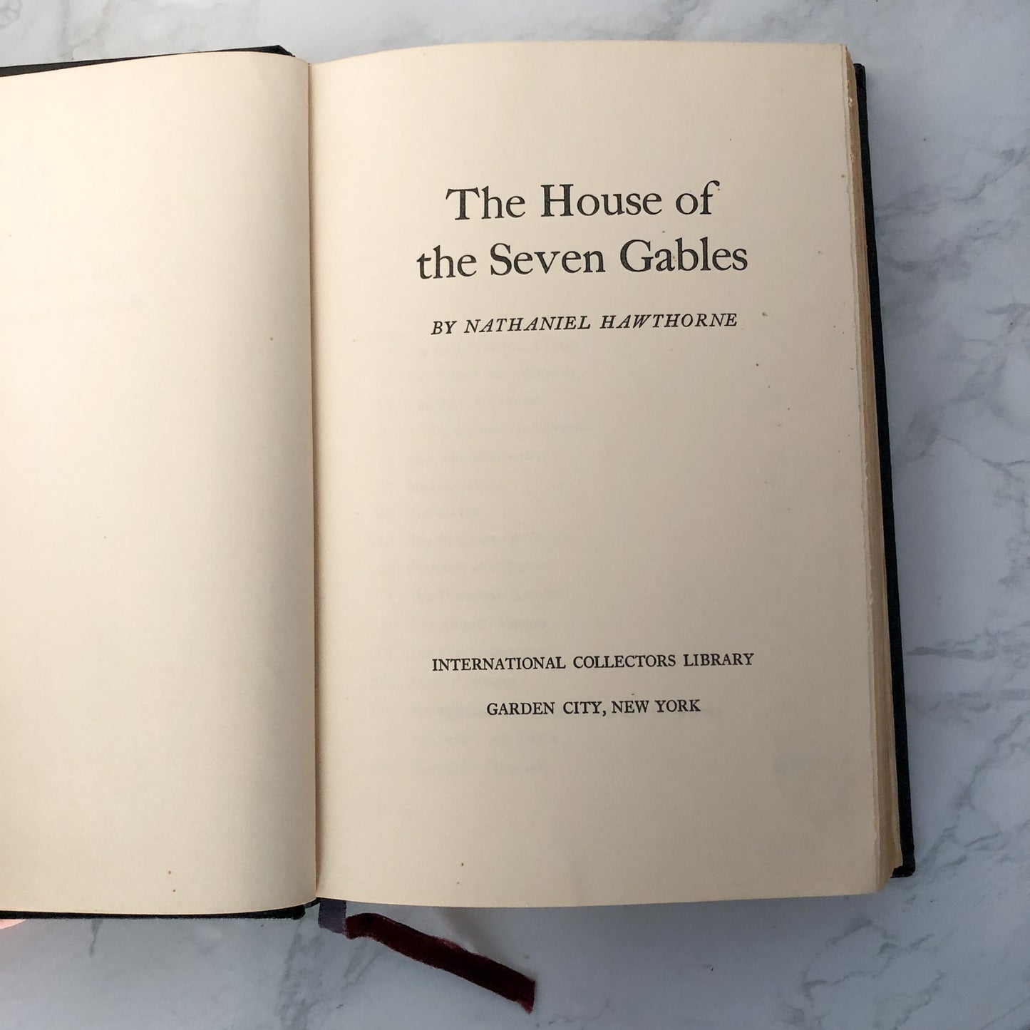 The House of the Seven Gables by Nathaniel Hawthorne [INTERNATIONAL COLLECTORS LIBRARY] - Bookshop Apocalypse