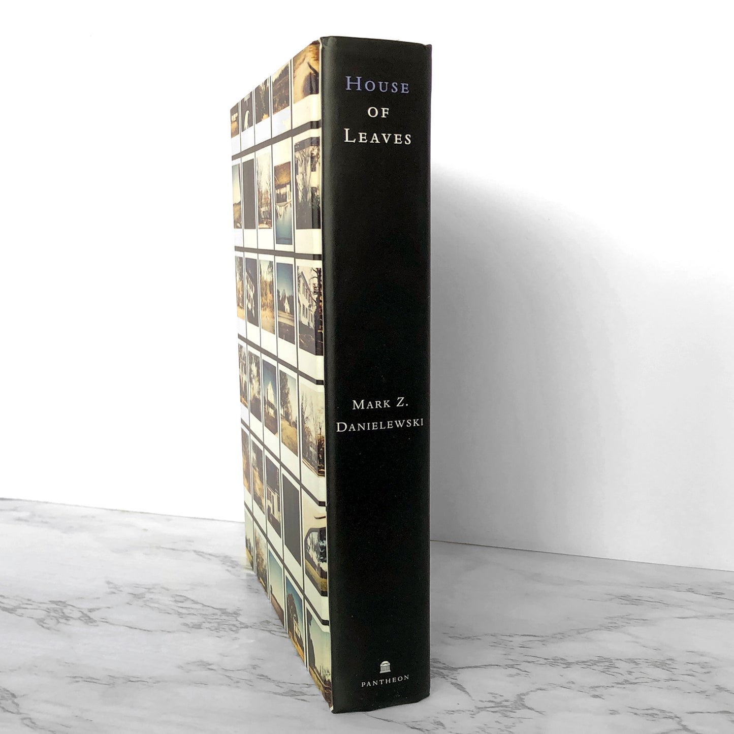 House of Leaves by Mark Z. Danielewski SIGNED! [FIRST EDITION / 2-COLOR HARDCOVER] 2000