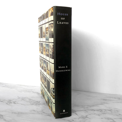 House of Leaves by Mark Z. Danielewski SIGNED! [FIRST EDITION / 2-COLOR HARDCOVER] 2000