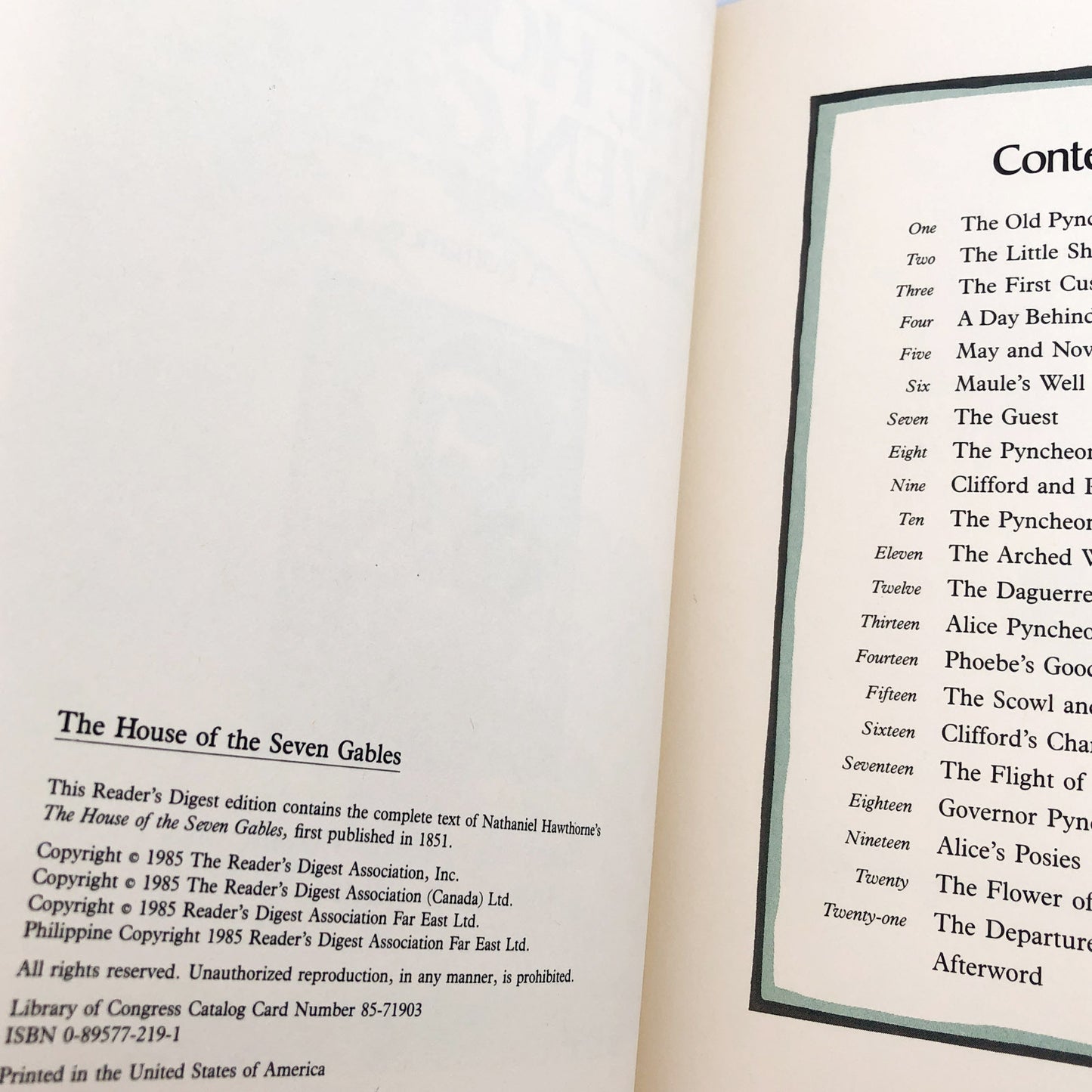 The House of the Seven Gables by Nathaniel Hawthorne [ILLUSTRATED DIGEST EDITION / 1985]