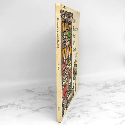 The House on East 88th Street by Bernard Waber [1962 HARDCOVER ]• Lyle Crocodile #1