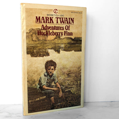 The Adventures of Huckleberry Finn by Mark Twain [1959 PAPERBACK]