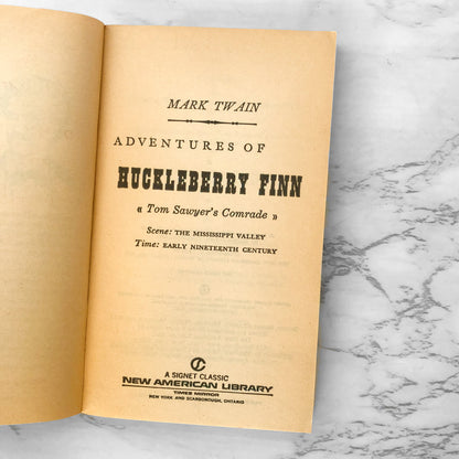 The Adventures of Huckleberry Finn by Mark Twain [1959 PAPERBACK]