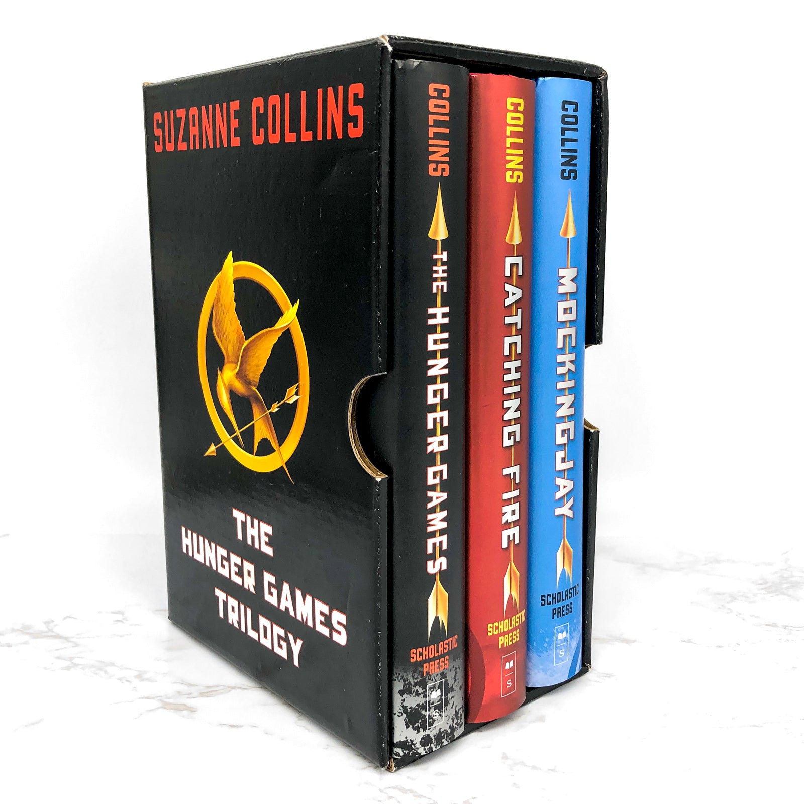  Hunger Games 4-Book Hardcover Box Set (The Hunger