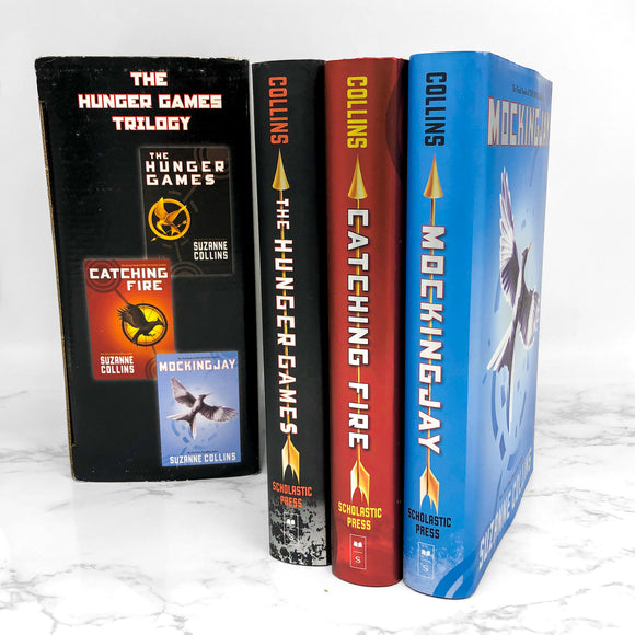 THE HUNGER GAMES TRILOGY BOXED SET, Suzanne Collins