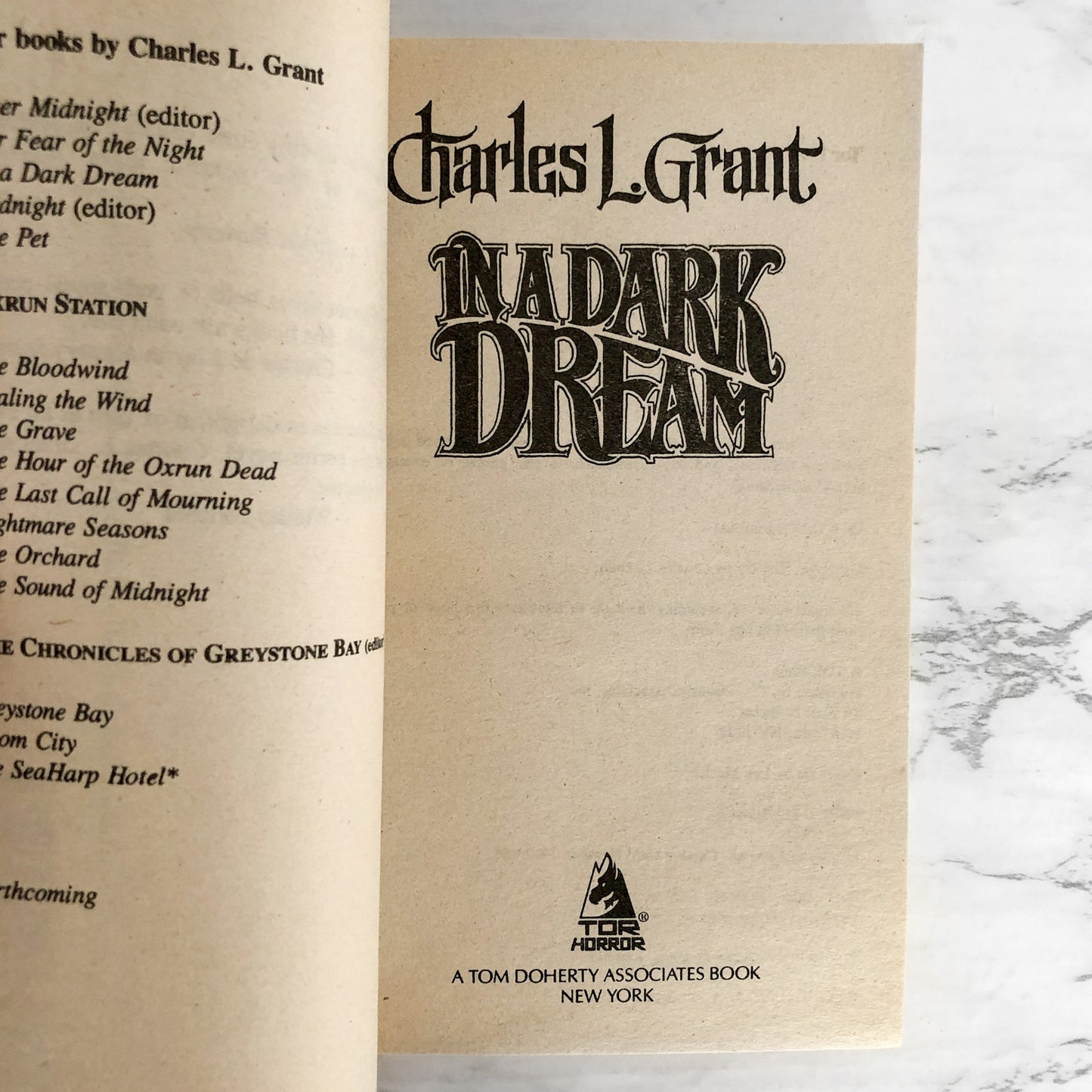 In a Dark Dream by Charles L. Grant [FIRST PAPERBACK PRINTING / 1990]