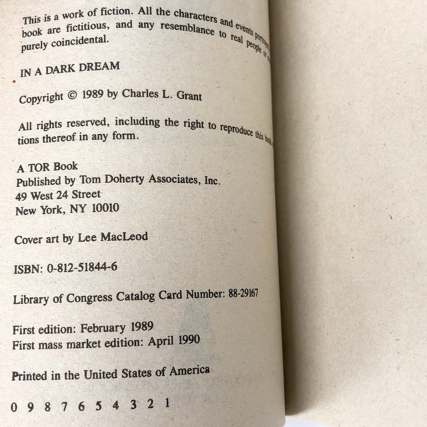 In a Dark Dream by Charles L. Grant [FIRST PAPERBACK PRINTING] 1990 • TOR Horror