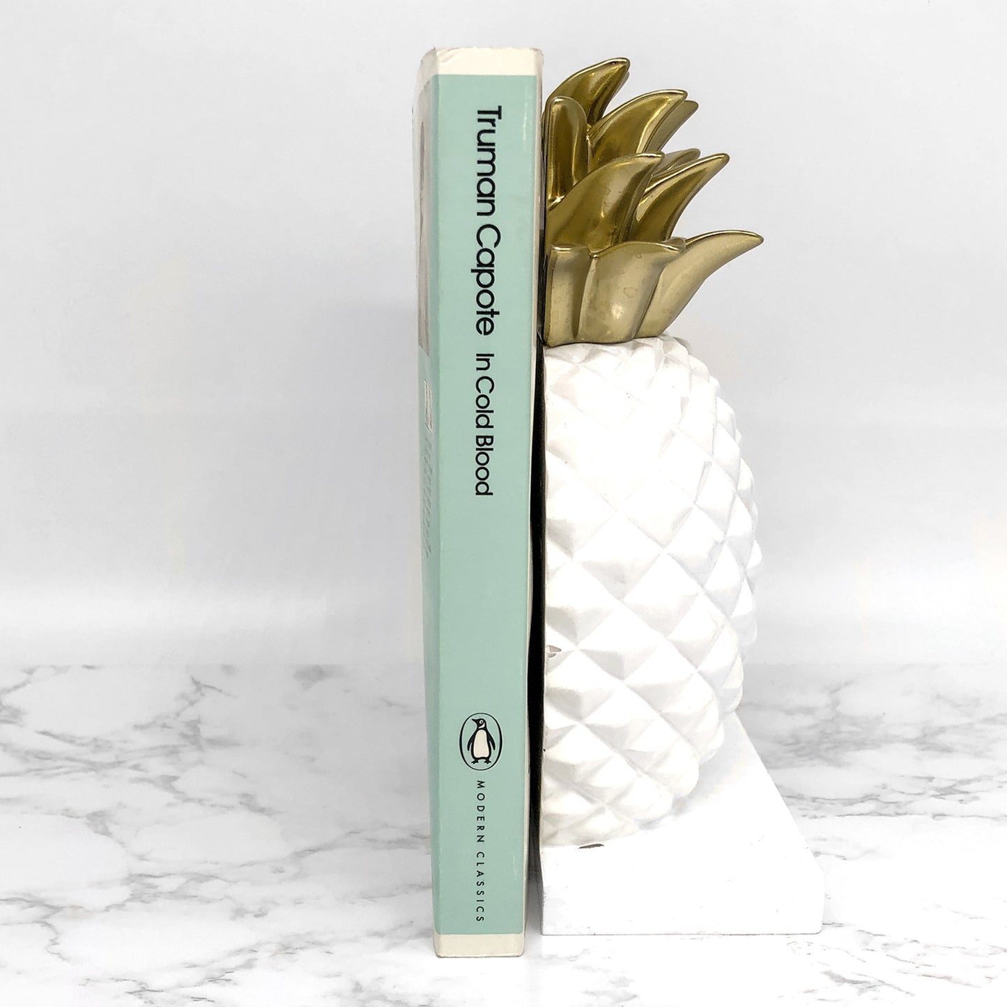 In Cold Blood by Truman Capote [U.K. TRADE PAPERBACK] 2000  ❧ Penguin Modern Classics