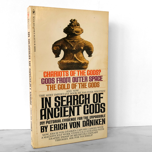 In Search of Ancient Gods by Erich von Däniken [1975 PAPERRBACK]
