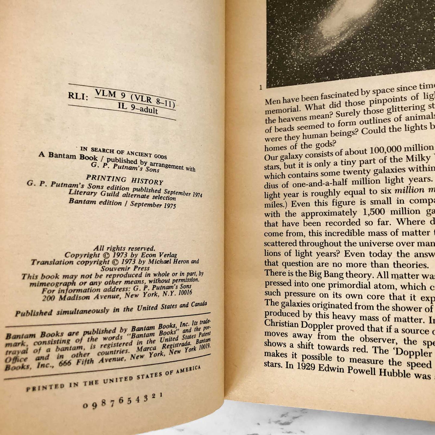 In Search of Ancient Gods by Erich von Däniken [1975 PAPERRBACK]