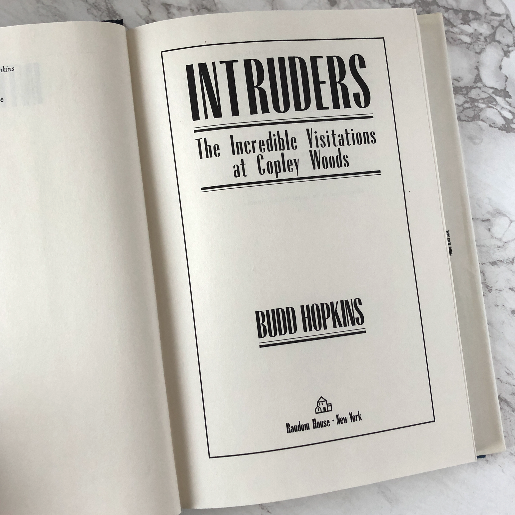 Intruders: The Incredible Visitations at Copley Woods by Budd Hopkins [FIRST EDITION] - Bookshop Apocalypse