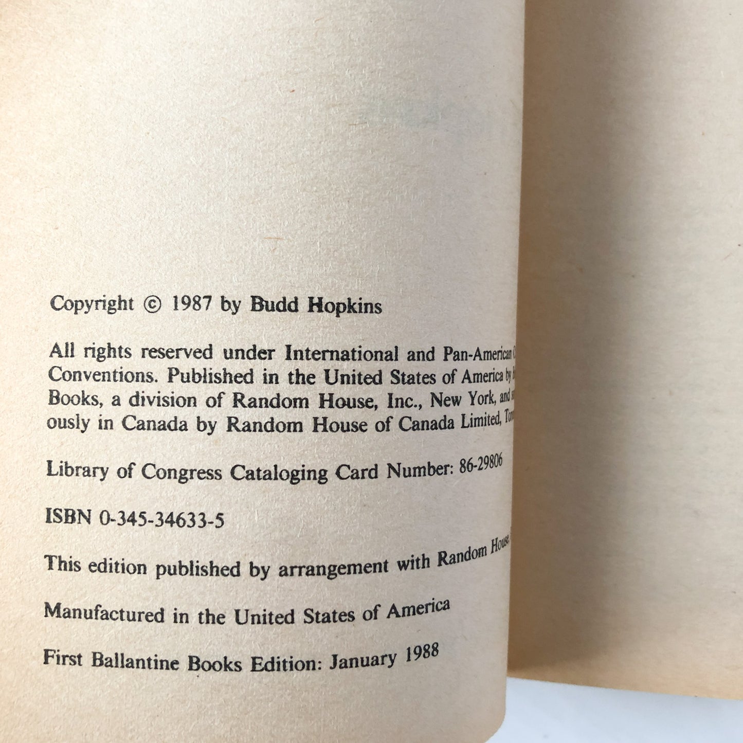 Intruders: The Incredible Visitations at Copley Woods by Budd Hopkins [1988 PAPERBACK] - Bookshop Apocalypse