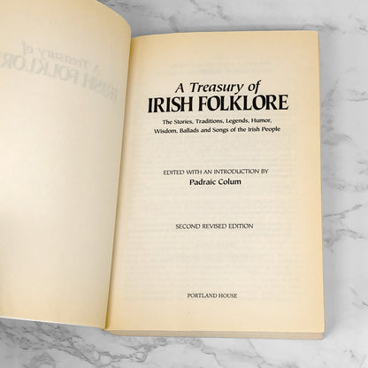 A Treasury of Irish Folklore edited by Padraic Colum [1982 TRADE PAPERBACK]