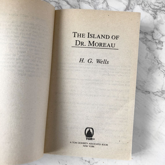 The Island of Dr. Moreau by H.G. Wells [1996 TOR PAPERBACK]