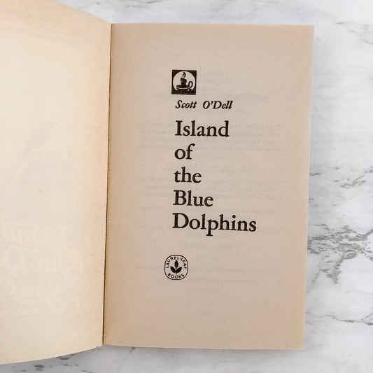 Island of the Blue Dolphins by Scott O'Dell [1978 PAPERBACK]