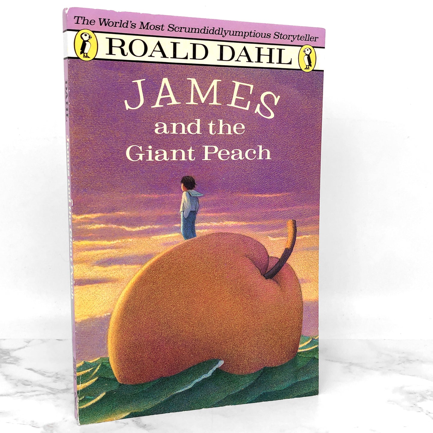James and the Giant Peach by Roald Dahl [1988 TRADE PAPERBACK]