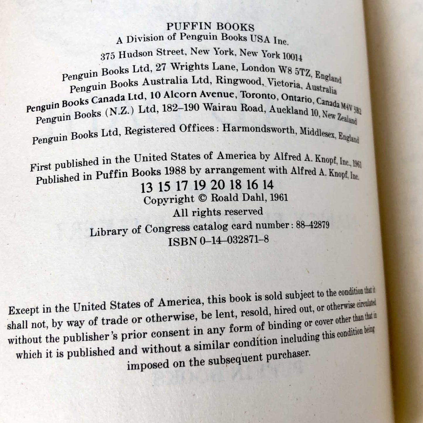 James and the Giant Peach by Roald Dahl [1988 TRADE PAPERBACK]