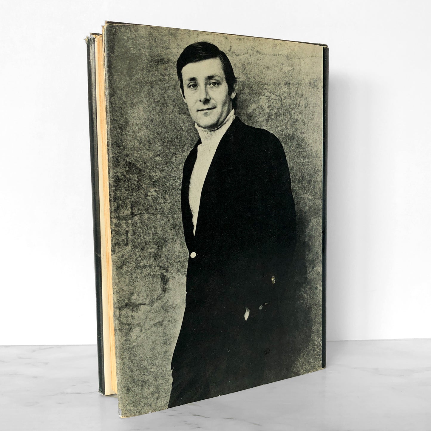 Jaws by Peter Benchley [FIRST EDITION / FIRST PRINTING]