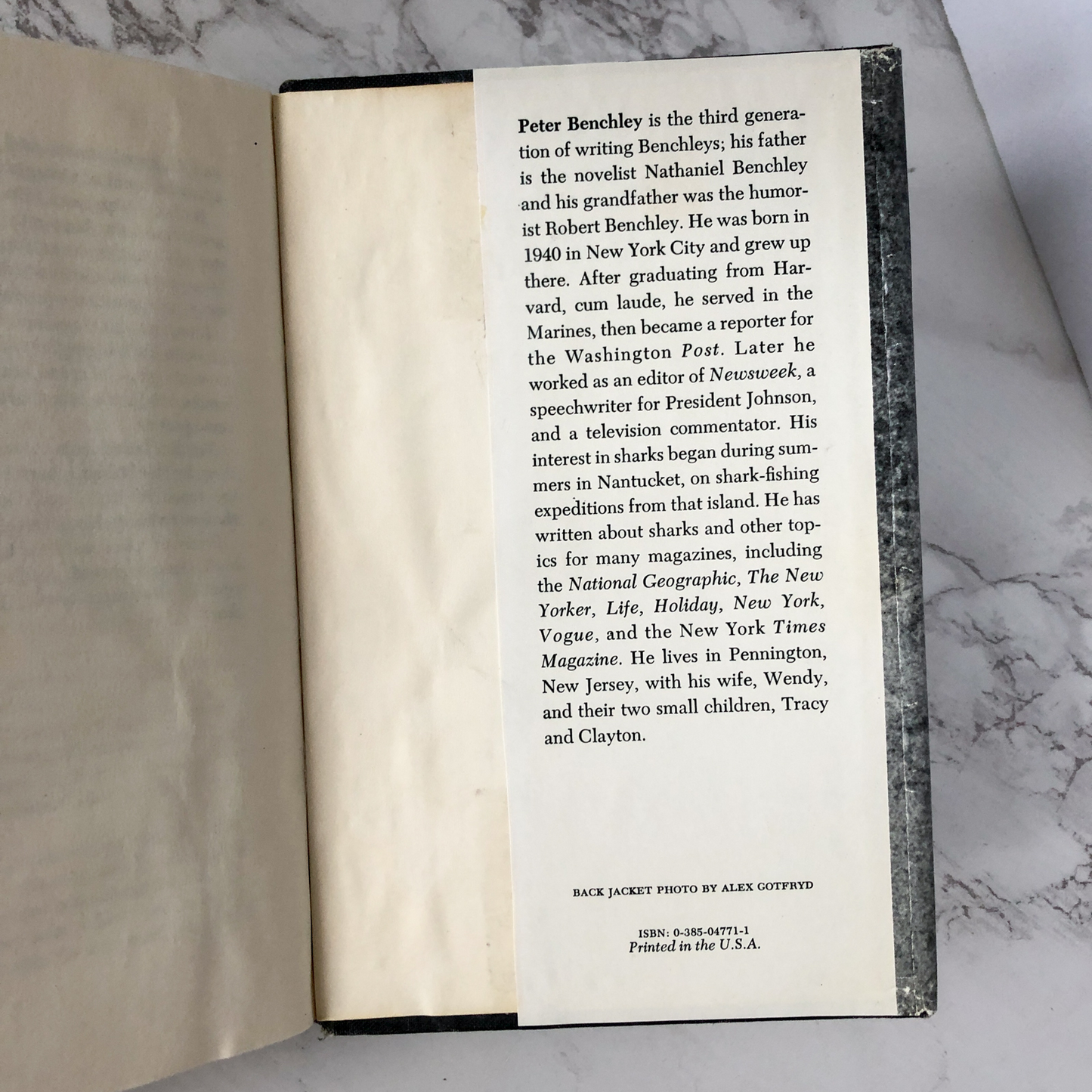 Jaws by Peter Benchley [FIRST EDITION] - Bookshop Apocalypse