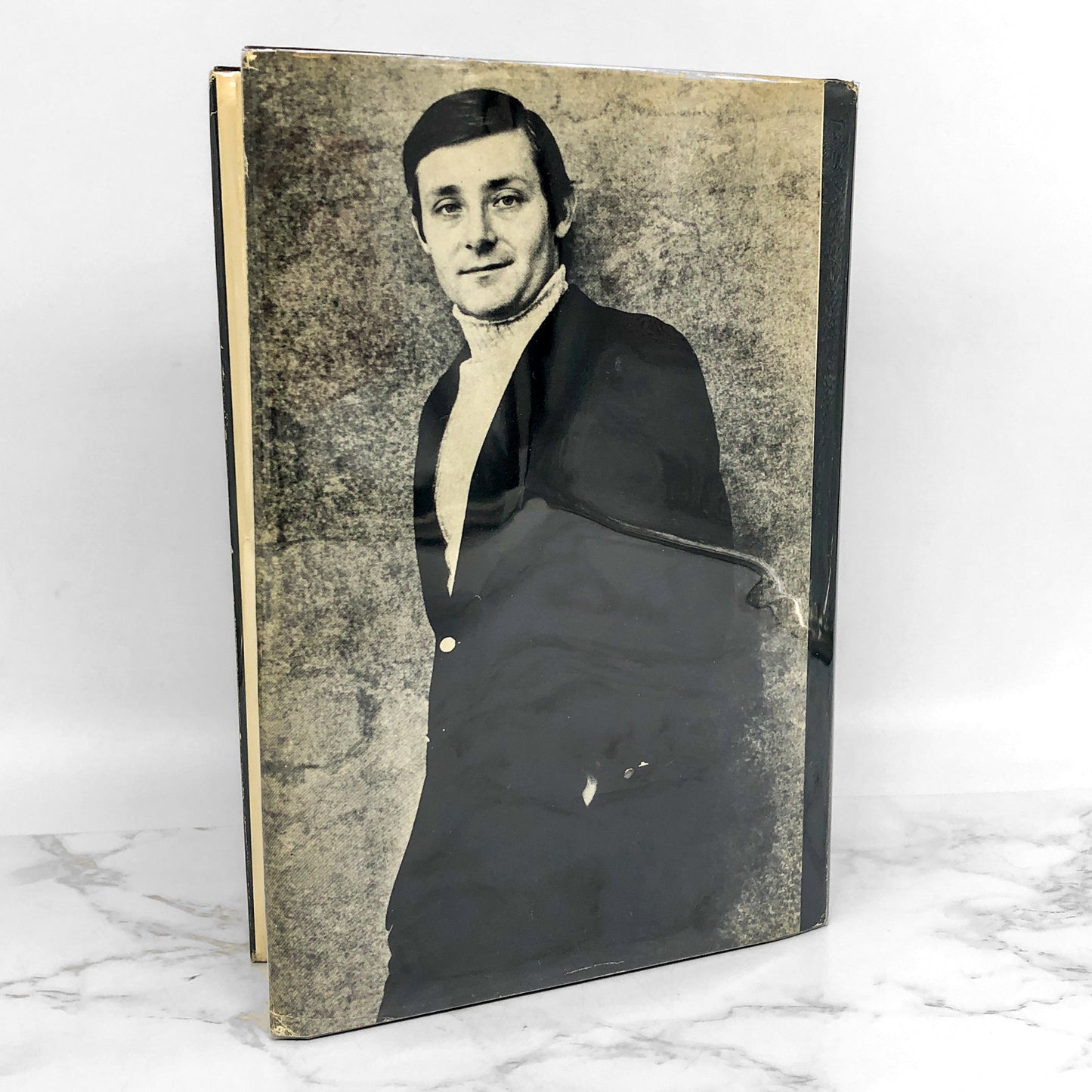 JAWS by Peter Benchley [FIRST EDITION • FIRST PRINTING] 1974 • Doubleday