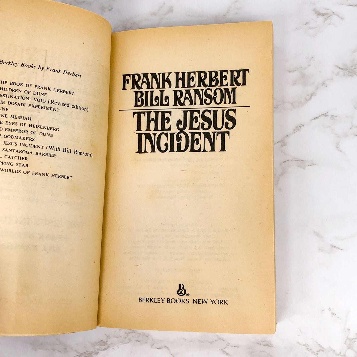 The Jesus Incident by Frank Herbert & Bill Ransom [1982 PAPERBACK]