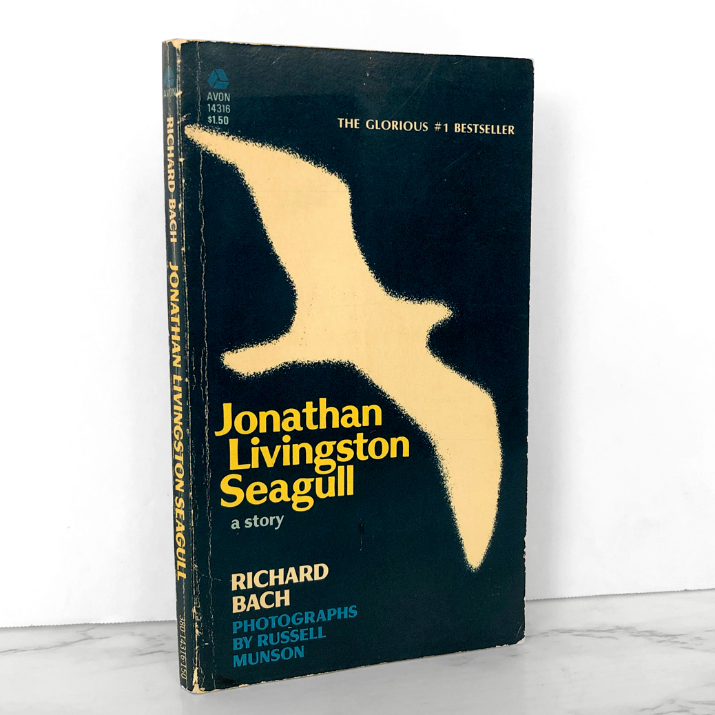 Jonathan Livingston Seagull by Richard Bach [FIRST PAPERBACK PRINTING / 1973]