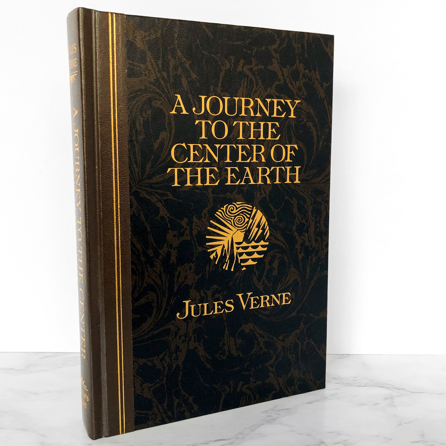 Journey to the Center of the Earth by Jules Verne [ILLUSTRATED HARDCOVER] 1992