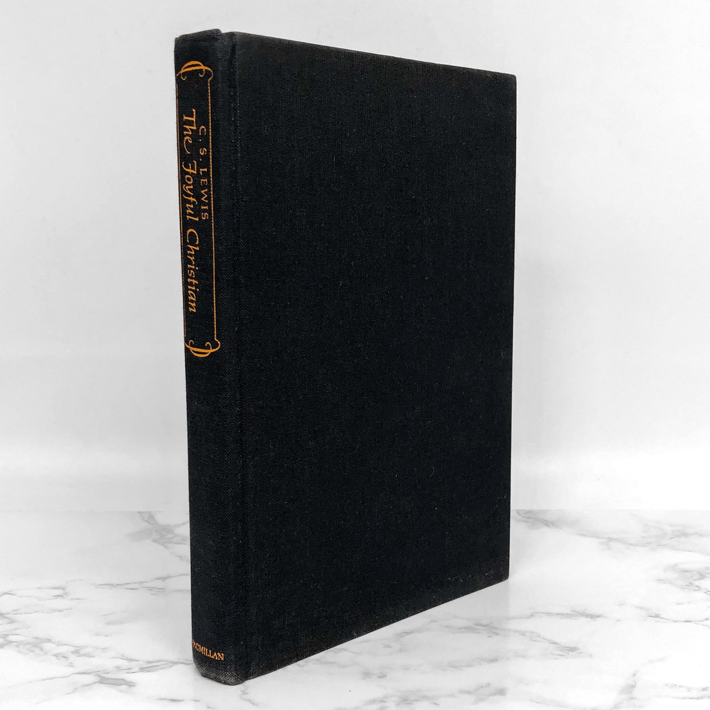 The Joyful Christian: 127 Readings from C. S. Lewis [FIRST EDITION] 1977 • Macmillan