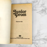 Junior Prom by Patricia Aks [1982 PAPERBACK] Wildfire #32