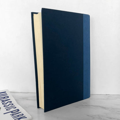 Jurassic Park by Michael Crichton [FIRST EDITION]