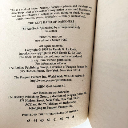 The Left Hand of Darkness by Ursula K. Le Guin [1984 PAPERBACK]