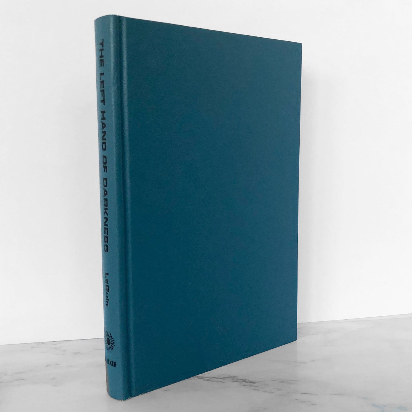 The Left Hand of Darkness by Ursula K. Le Guin [FIRST BOOK CLUB EDITION / 1969]