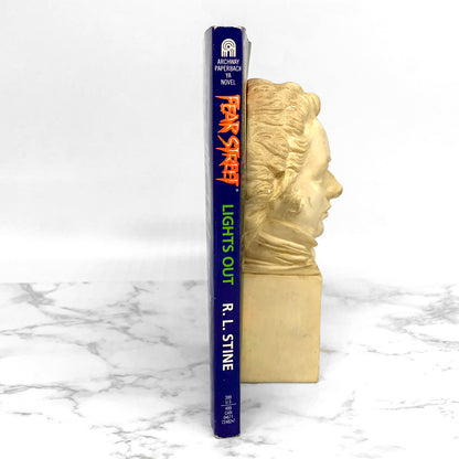 Fear Street #12: Lights Out by R.L. Stine [1991 PAPERBACK]