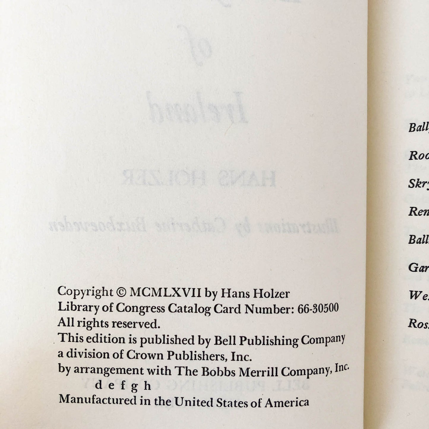 The Lively Ghosts of Ireland by Hans Holzer [FIRST EDITION] 1967 • Bell Publishing