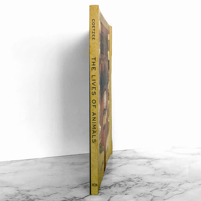 The Lives of Animals by J.M. Coetzee [TRADE PAPERBACK / 2001]