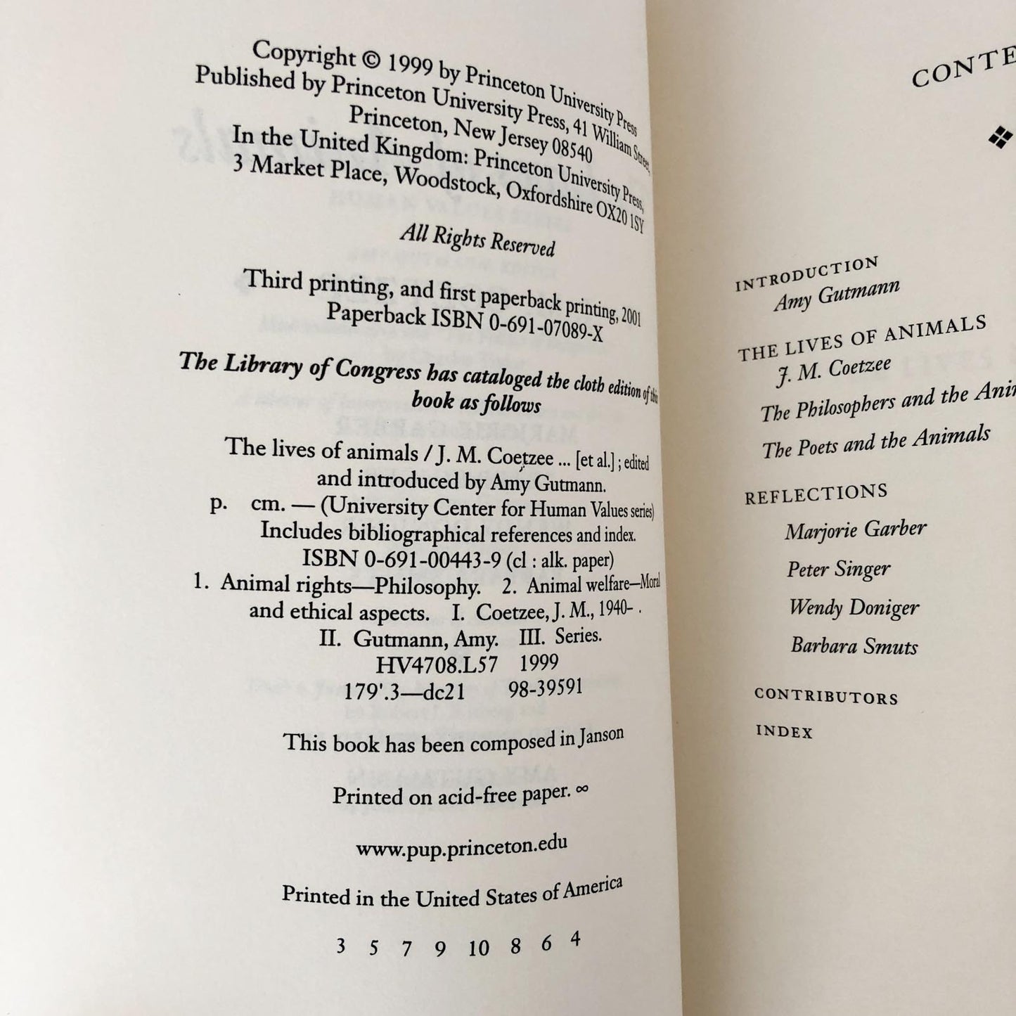 The Lives of Animals by J.M. Coetzee [TRADE PAPERBACK / 2001]