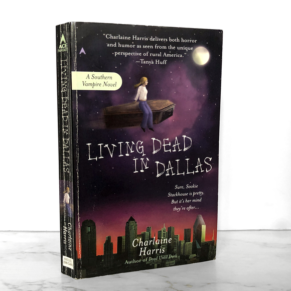 Living Dead in Dallas by Charlaine Harris SIGNED! [FIRST EDITION / SOOKIE STACKHOUSE #2]