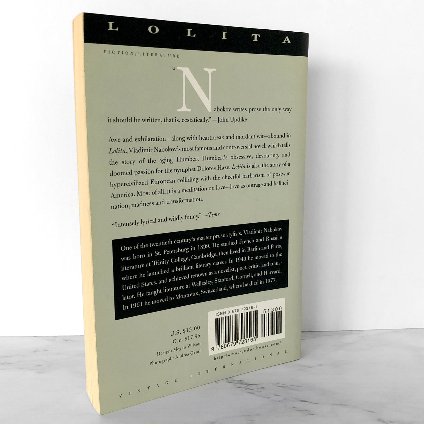 Lolita by Vladimir Nabokov [TRADE PAPERBACK / 1997]