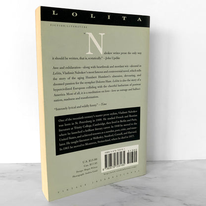 Lolita by Vladimir Nabokov [TRADE PAPERBACK / 1997]