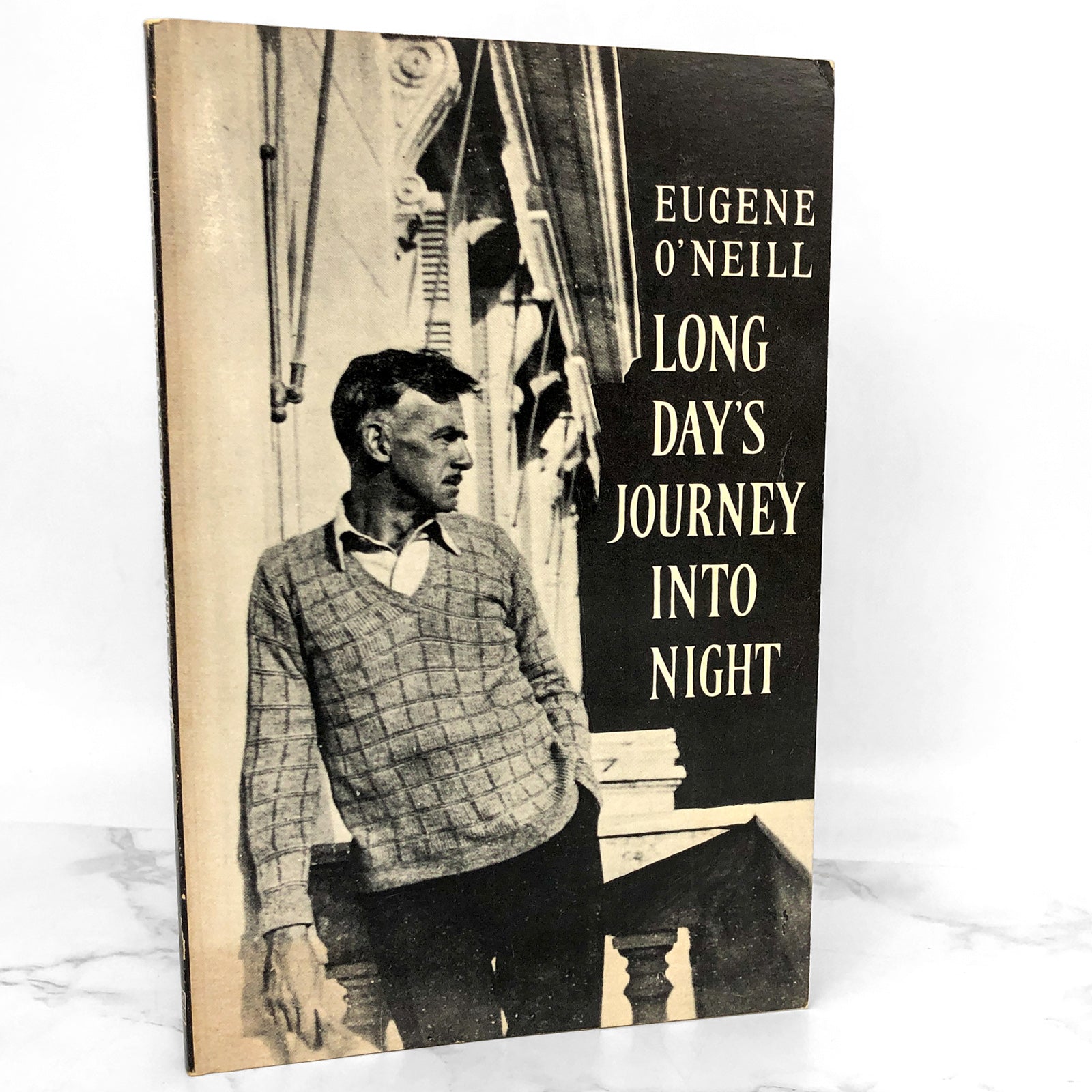 [TRADE　Day's　by　Long　O'Neill　Eugene　Journey　Night　into　PAPE...