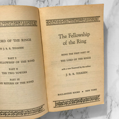 The Fellowship of the Ring by J.R.R. Tolkien [1986 PAPERBACK] - Bookshop Apocalypse