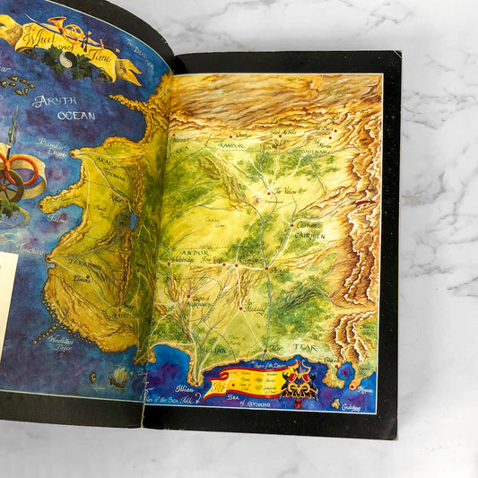 Lord of Chaos by Robert Jordan [1995 PAPERBACK] Wheel of Time #6