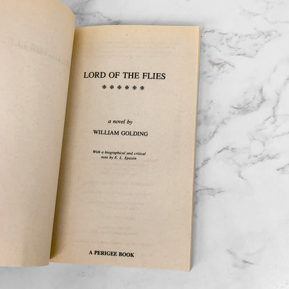 Lord of the Flies by William Golding [PAPERBACK RE-PRINT]