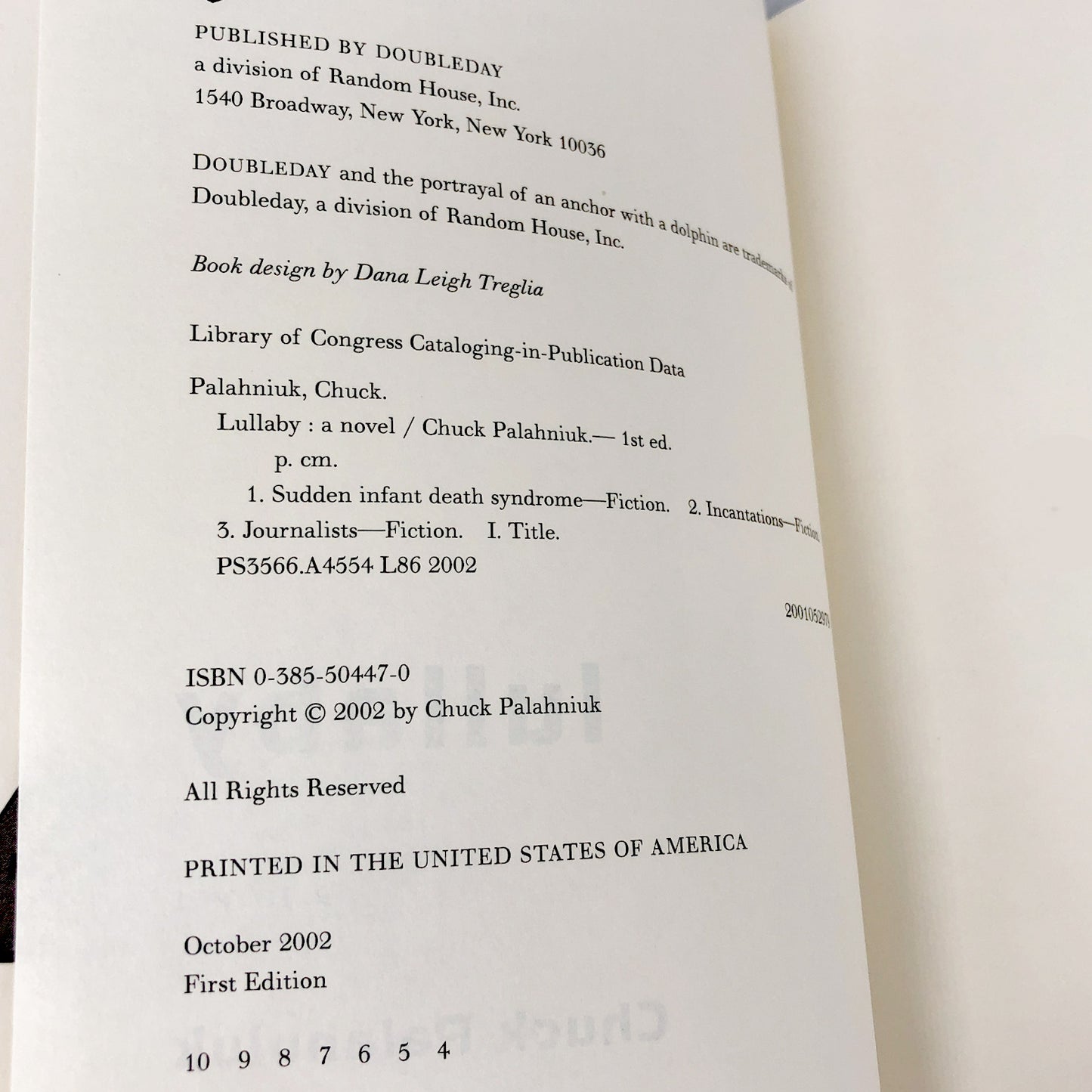 Lullaby by Chuck Palahniuk [FIRST EDITION] 2002