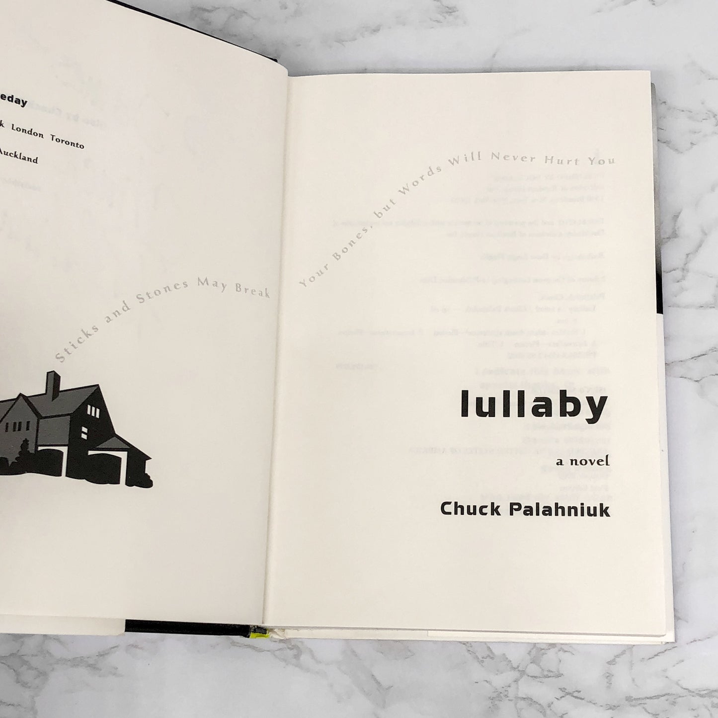 Lullaby by Chuck Palahniuk SIGNED! [FIRST EDITION / FIRST PRINTING] 2002