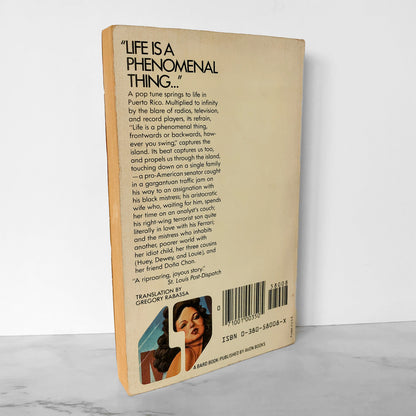 Macho Camacho's Beat by Luis Rafael Sánchez [1982 PAPERBACK]